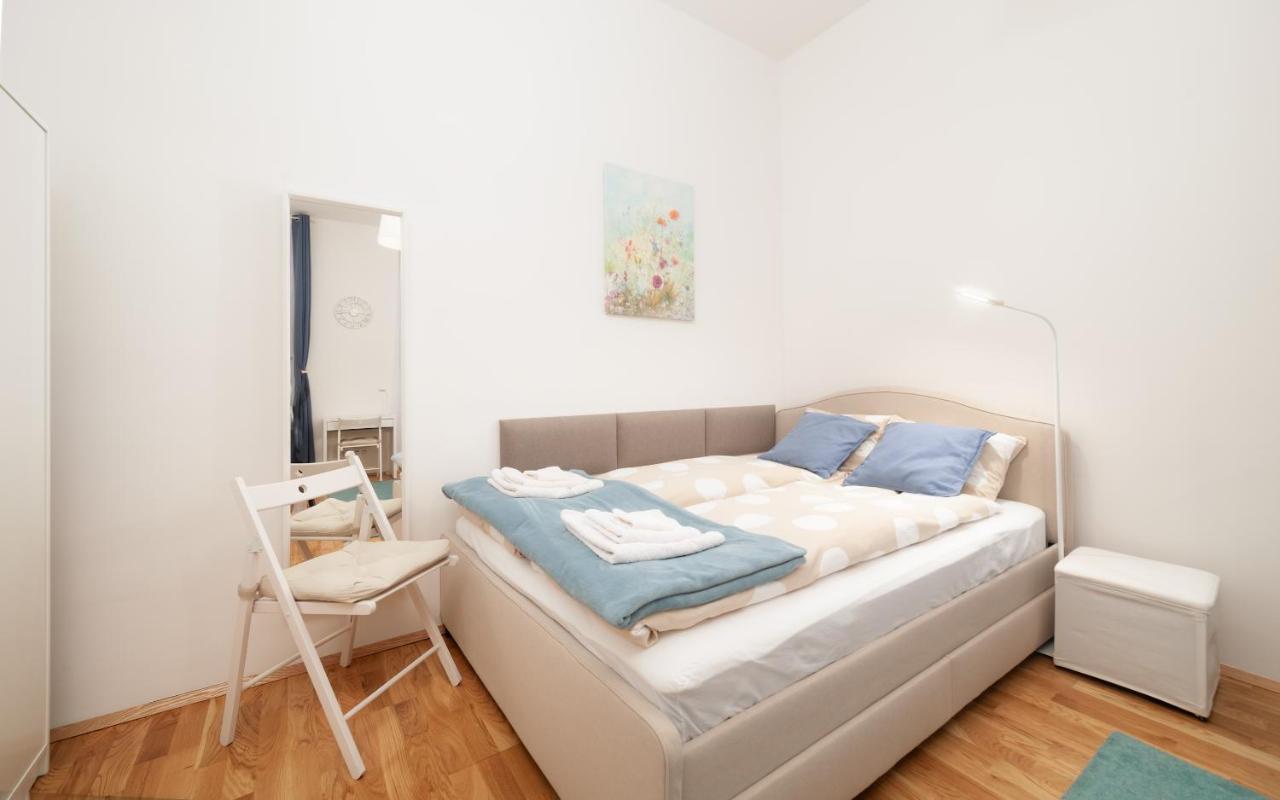 Malixa - Apartment In The Heart Of Vienna Next To Metro Eksteriør bilde